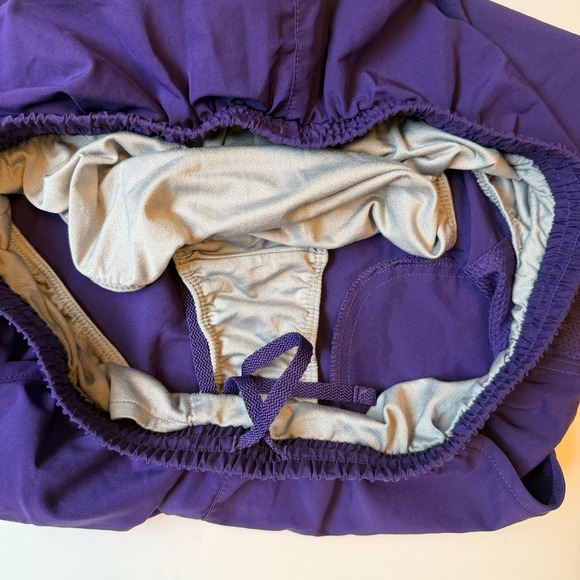Under Armour Womens Athletic Running Shorts Purple Lined Size S/M - Picture 5 of 9